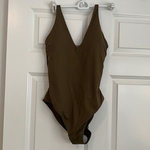 Everlane one piece swimsuit